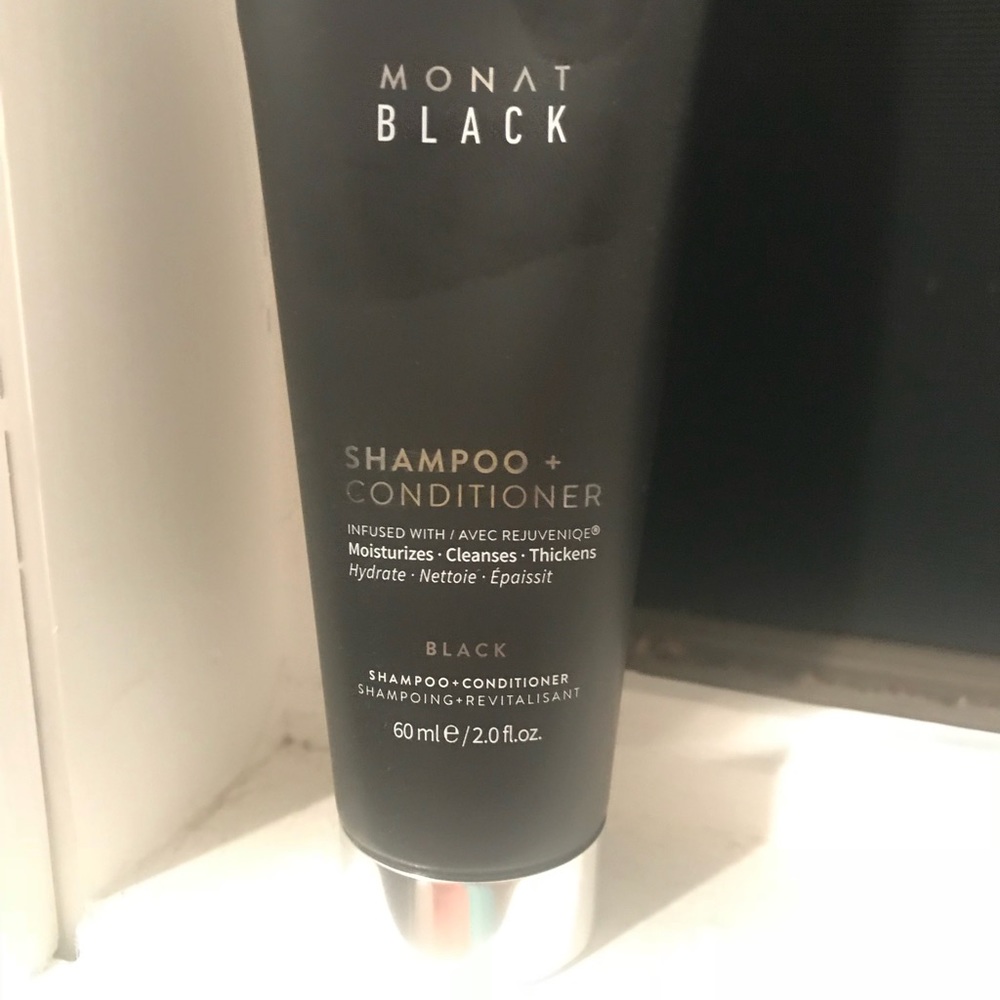 Monat Black travel shampoo and conditioner